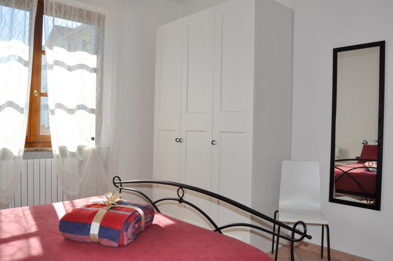 B&B Sarita'S Rooms Certosa di Pavia Buitenkant foto